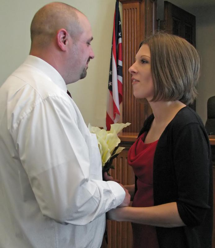 A couple will exchange vows during a courthouse wedding ceremony.