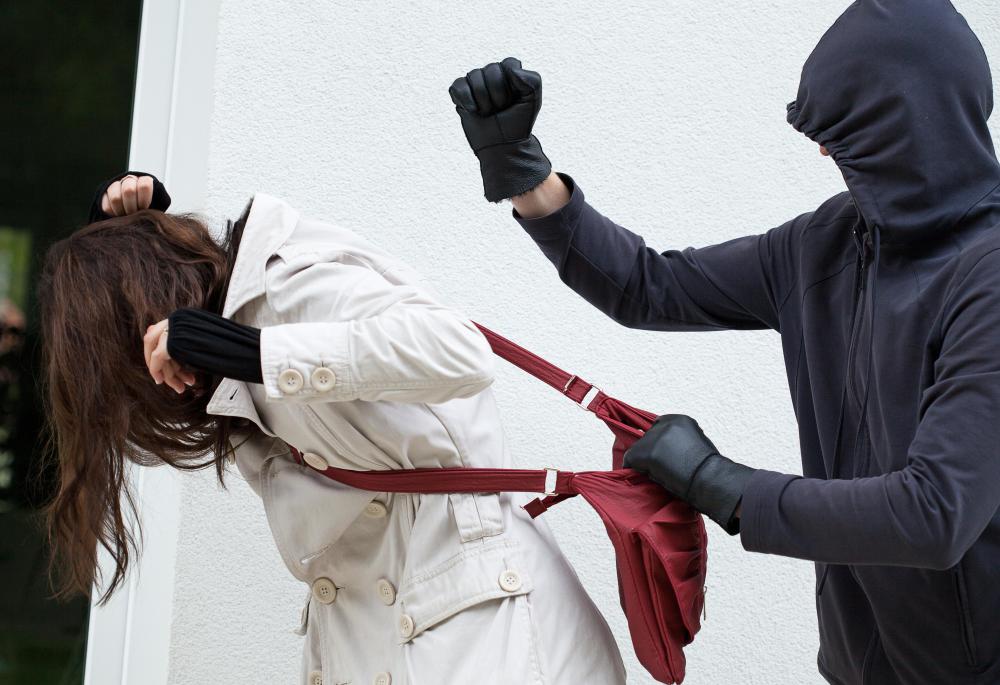 Attempted robbery may cover items on a victim's person that the thief attempted to steal, like a purse.