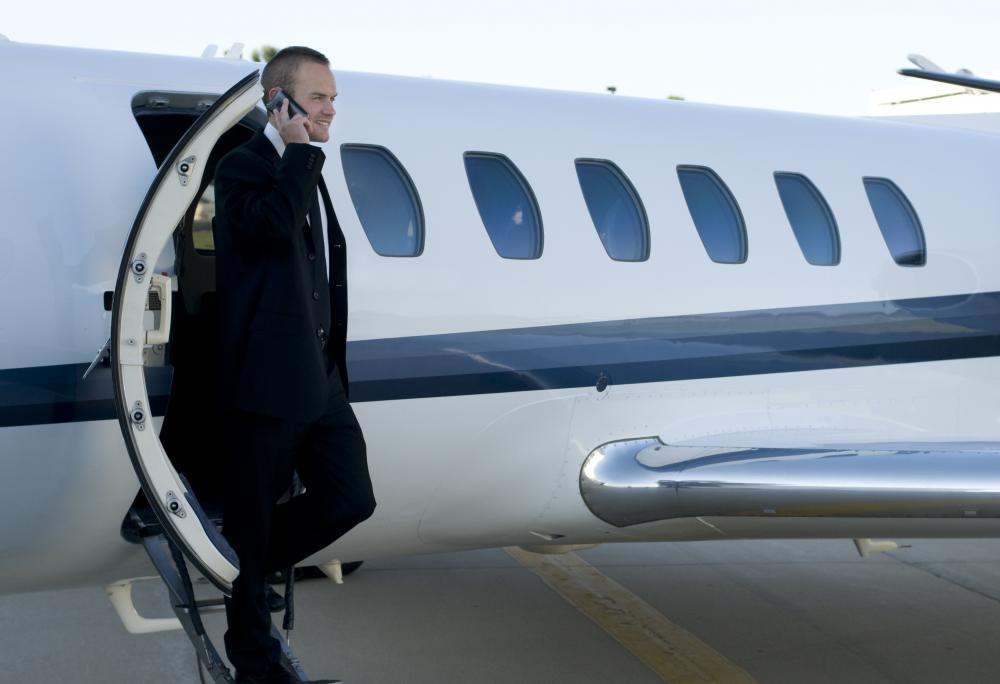 Secret indictments are often issued against those who may be a flight risk, such as individuals who can easily travel abroad.