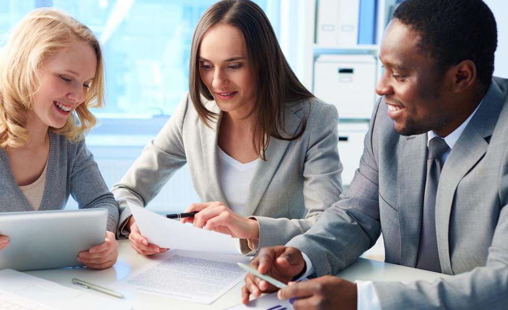 Share and share alike is a legal term referring to the equal distribution of assets and other benefits from an estate.