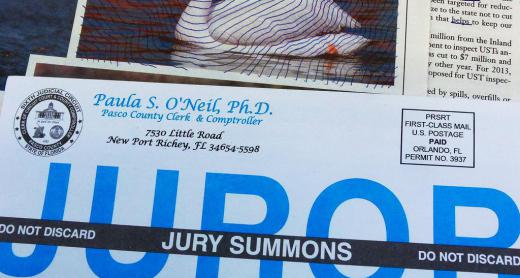 what-is-a-jury-summons-with-pictures